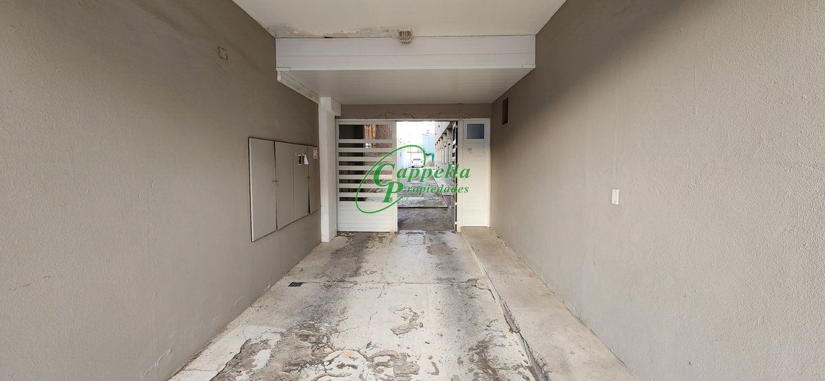 Cochera en alquiler – Panama 838 – foto 3
