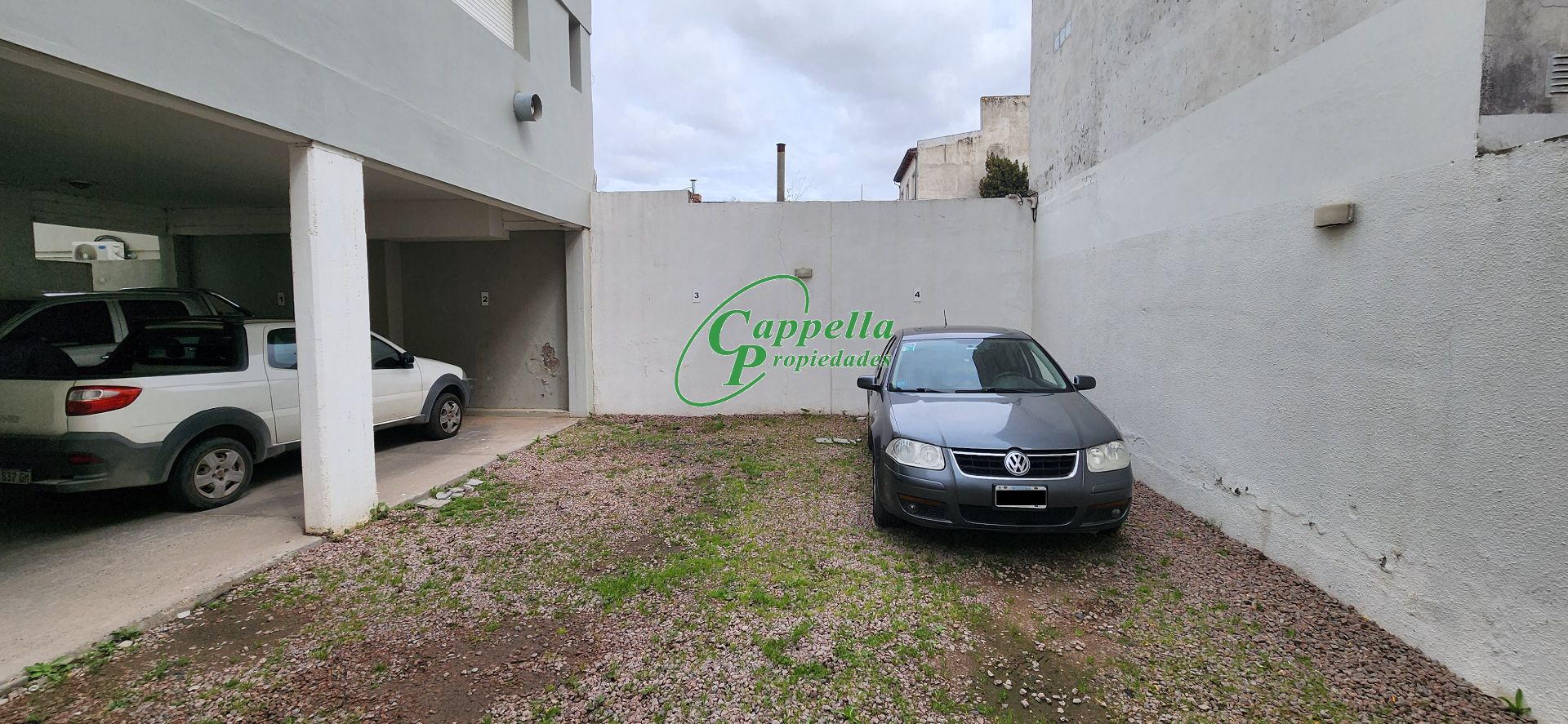 Cochera en alquiler – Caronti 760 – foto 5