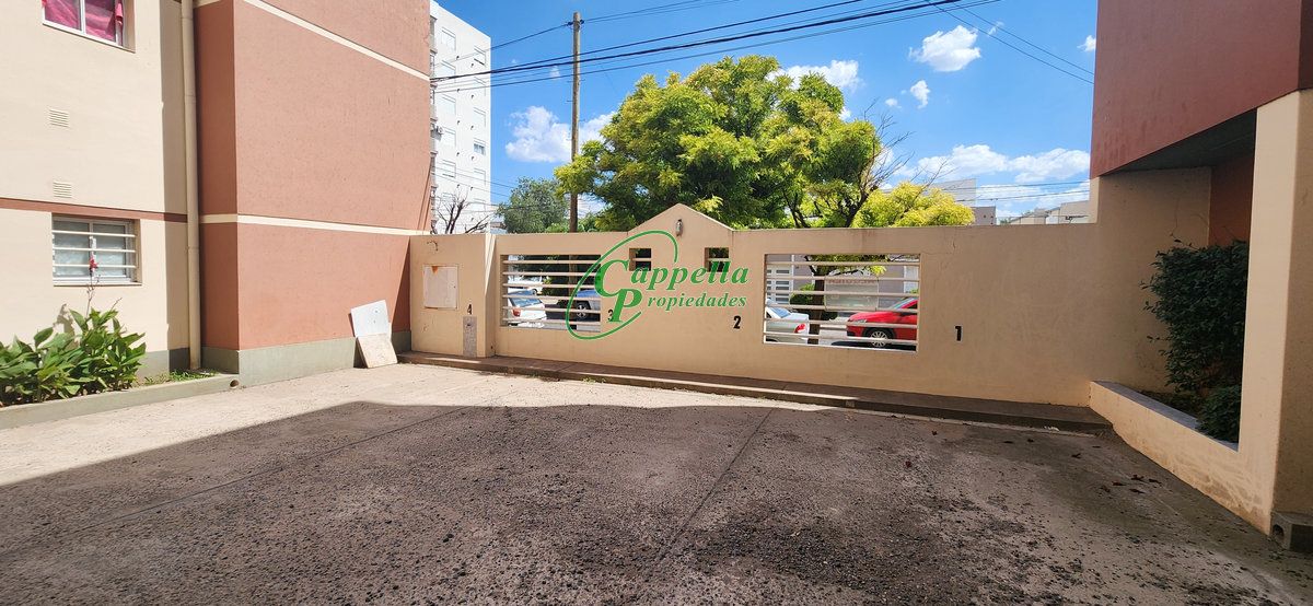 Cochera en alquiler – Vicente Lopez 1117 – foto 5