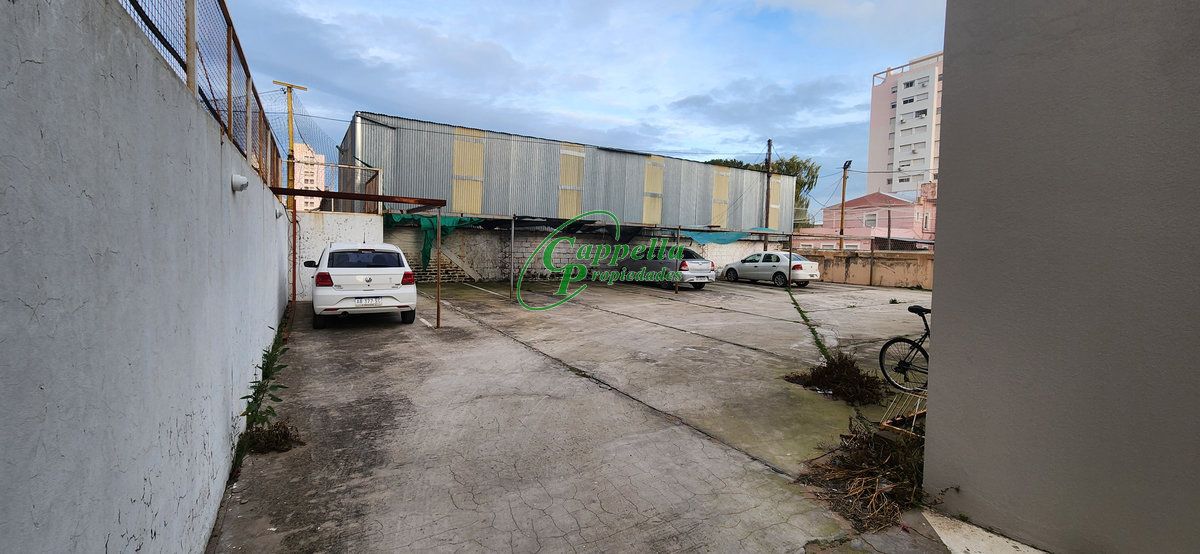 Cochera en alquiler – Panama 838 – foto 5