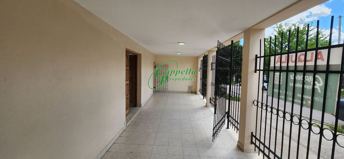 Depósito en alquiler – Baigorria 2765 – foto 2